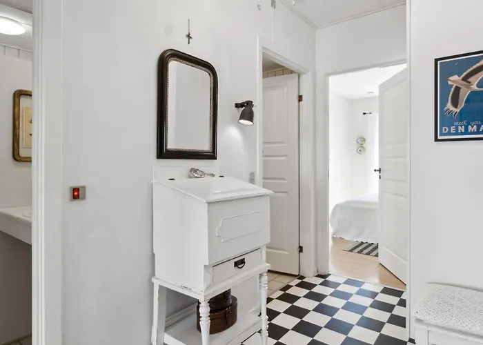 Reimer - 10m From The Sea By Interhome Lejlighed